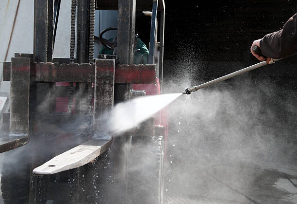Best Deck Pressure Washing  in Kean University, NJ