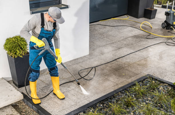 Best Deck Pressure Washing  in Kean University, NJ