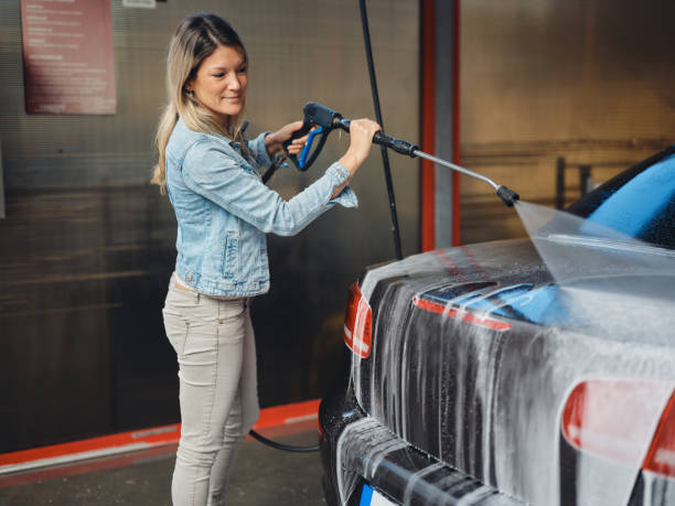 Garage Pressure Washing in Kean University, NJ